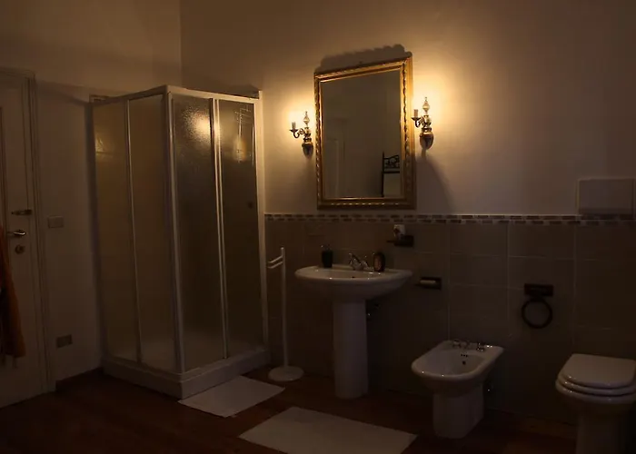 Al Lago فارا دي ألباغو