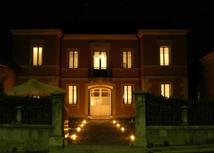 فندق مبيت وإفطار Al Lago فارا دي ألباغو